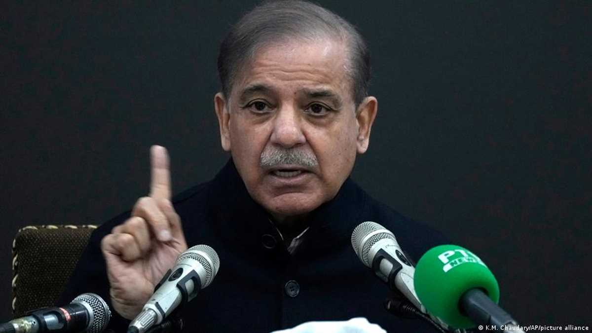 पाकिस्तान : नई गठबंधन सरकार के लिए आने वाली चुनौतियां